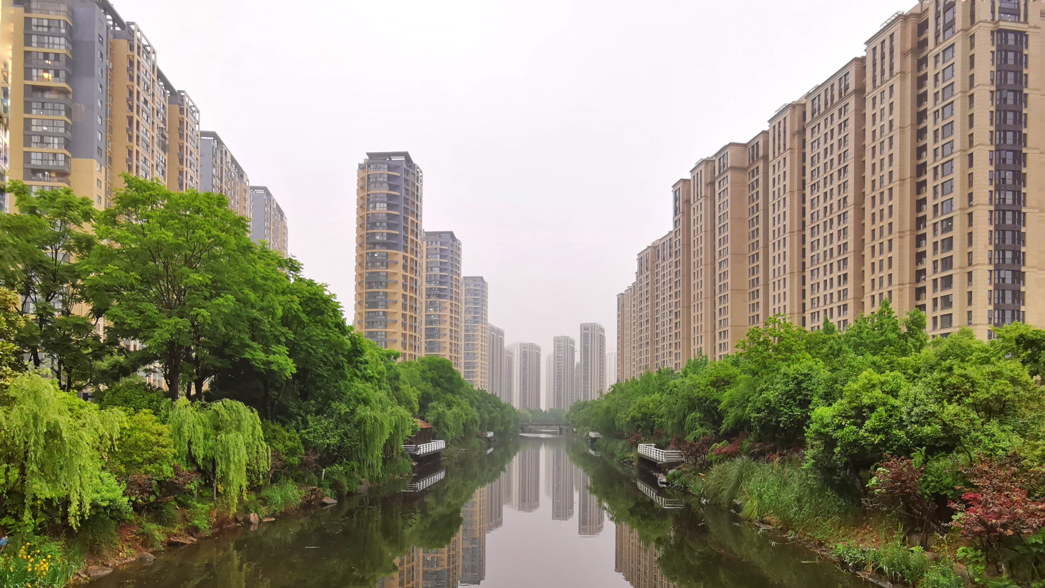 杭州将成为第二个“深圳”？至少在楼市里