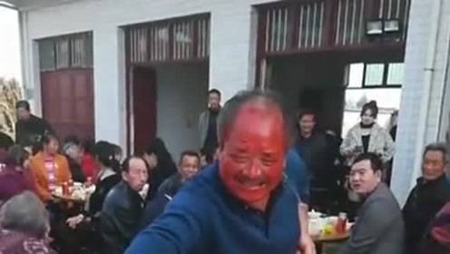 喝酒脸红的人酒量大?莫拿生命健康开玩笑