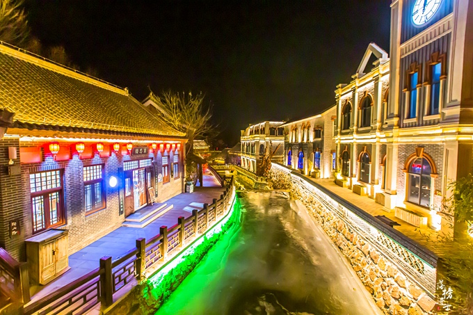 石家庄有个德明古镇,免门票,电瓶车十元,夜色下仿佛穿越到明清