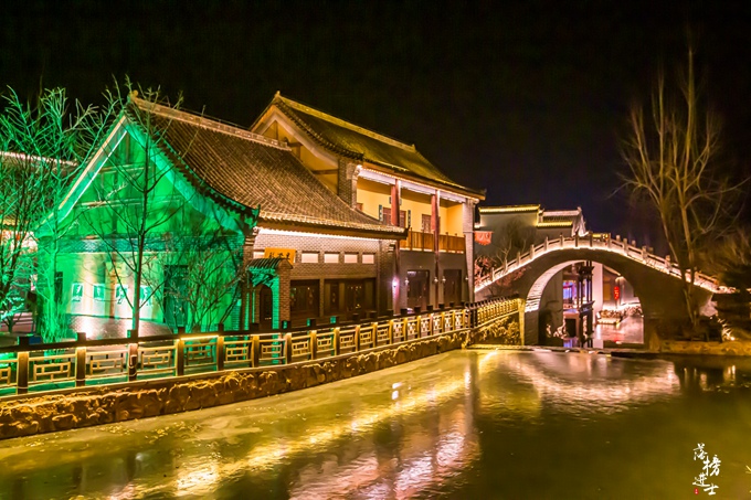 石家庄有个德明古镇,免门票,电瓶车十元,夜色下仿佛穿越到明清