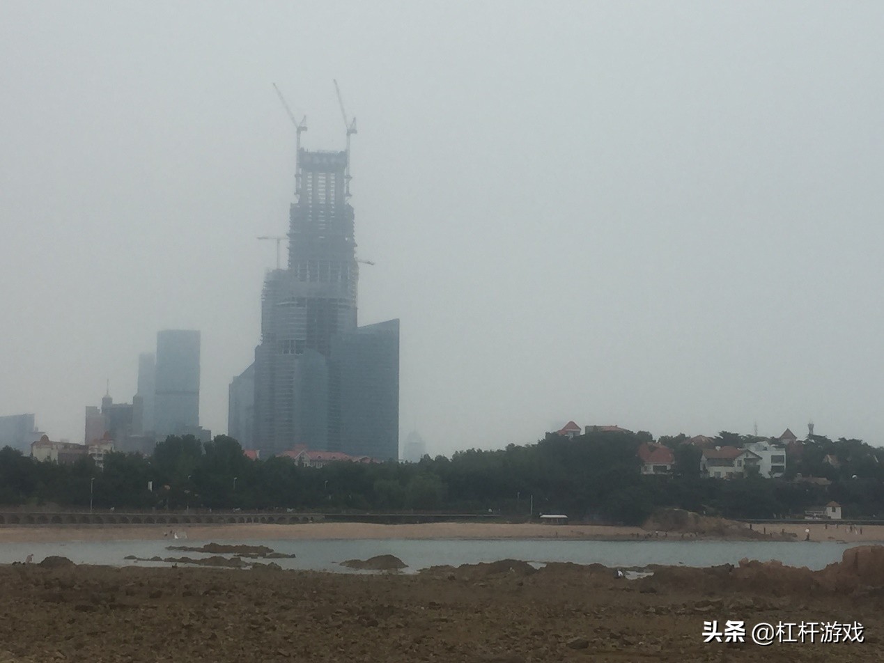 又降低!广州“抢人”大招不断,楼市何去何从?