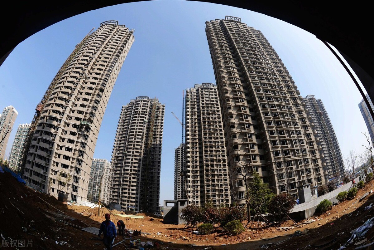 重庆房价跌回一年前,十万炒房客被套重庆楼市,最新重庆楼市分析