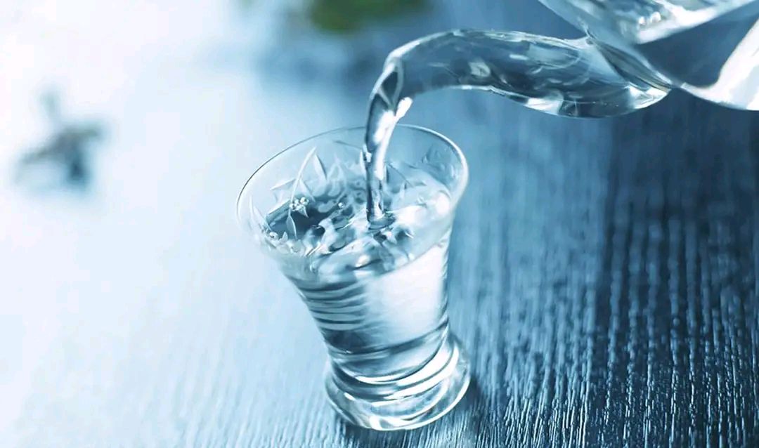 给喜欢抽烟的人提个醒:烟瘾再大,也别在5个时间吸烟,要听劝