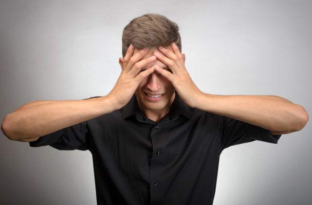 肝不好的人,身体会有“三黑两臭”,很多人都忽视了