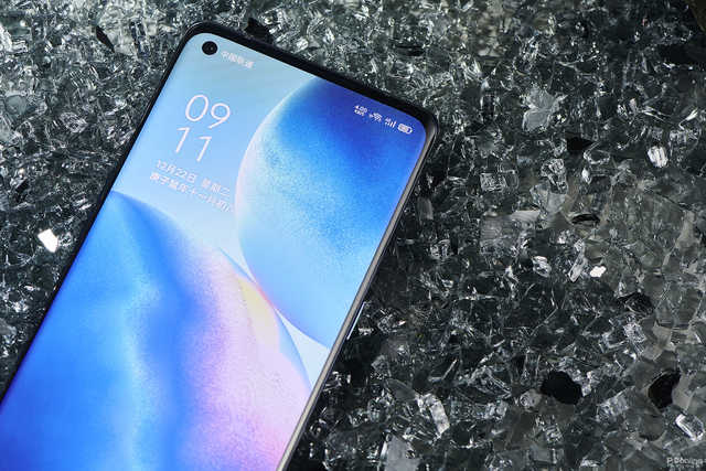 Reno5 Pro+极为先进的小窗模式,你体验过了吗?