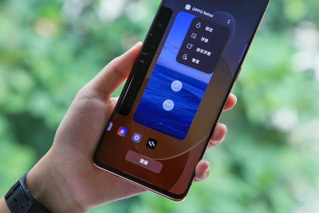 Reno5 Pro+极为先进的小窗模式,你体验过了吗?