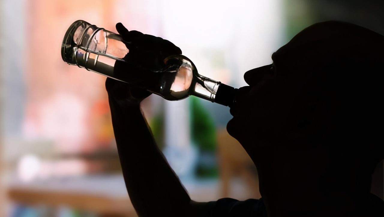 饮用白酒可以预防病毒?辟谣