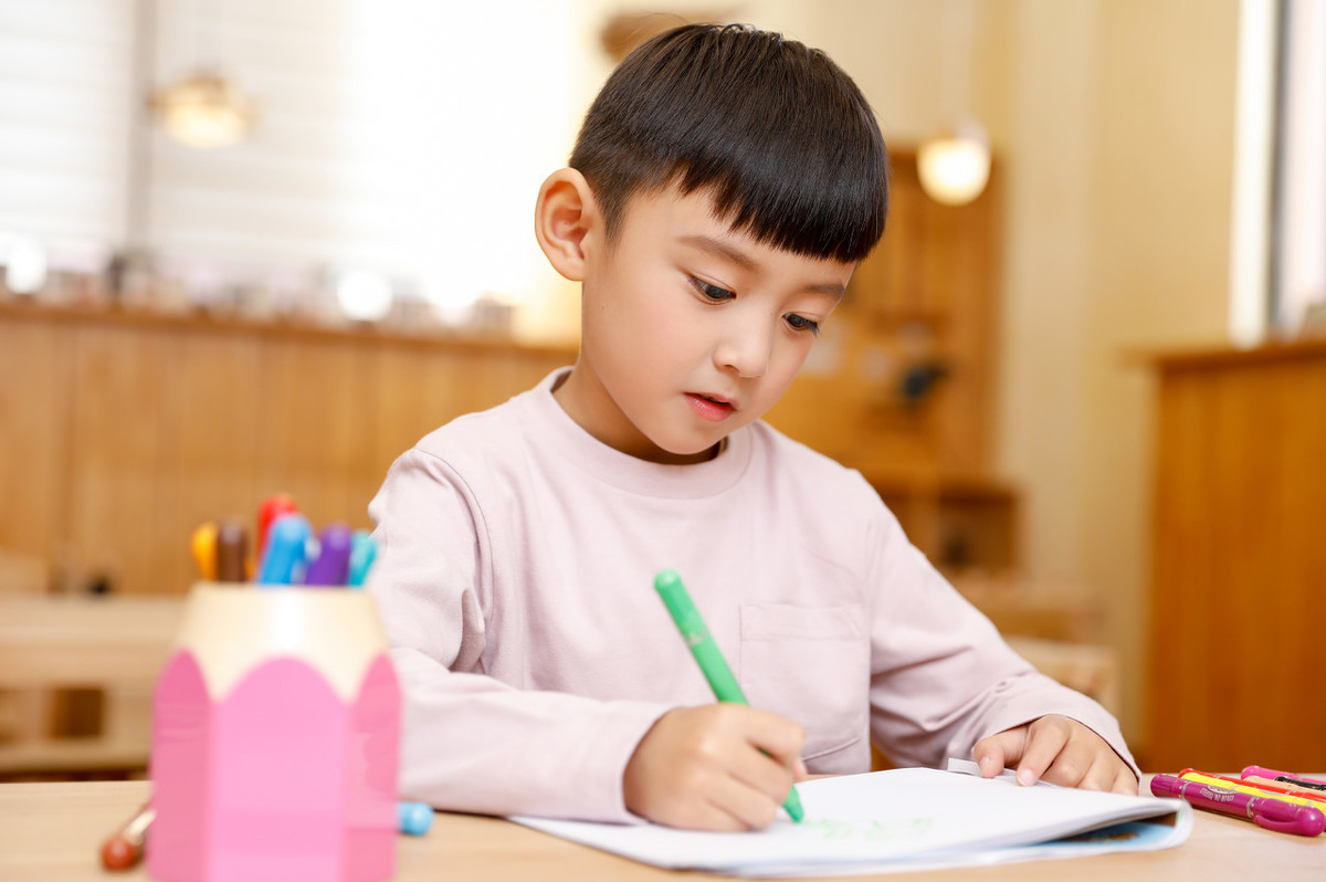 作为幼儿家庭,如何通过家庭教育有效促进幼儿更好成长