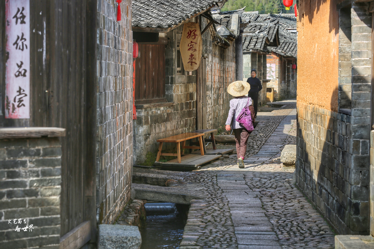 福建连城培田古村人迹罕至，它是一个拥有800年历史的古村落