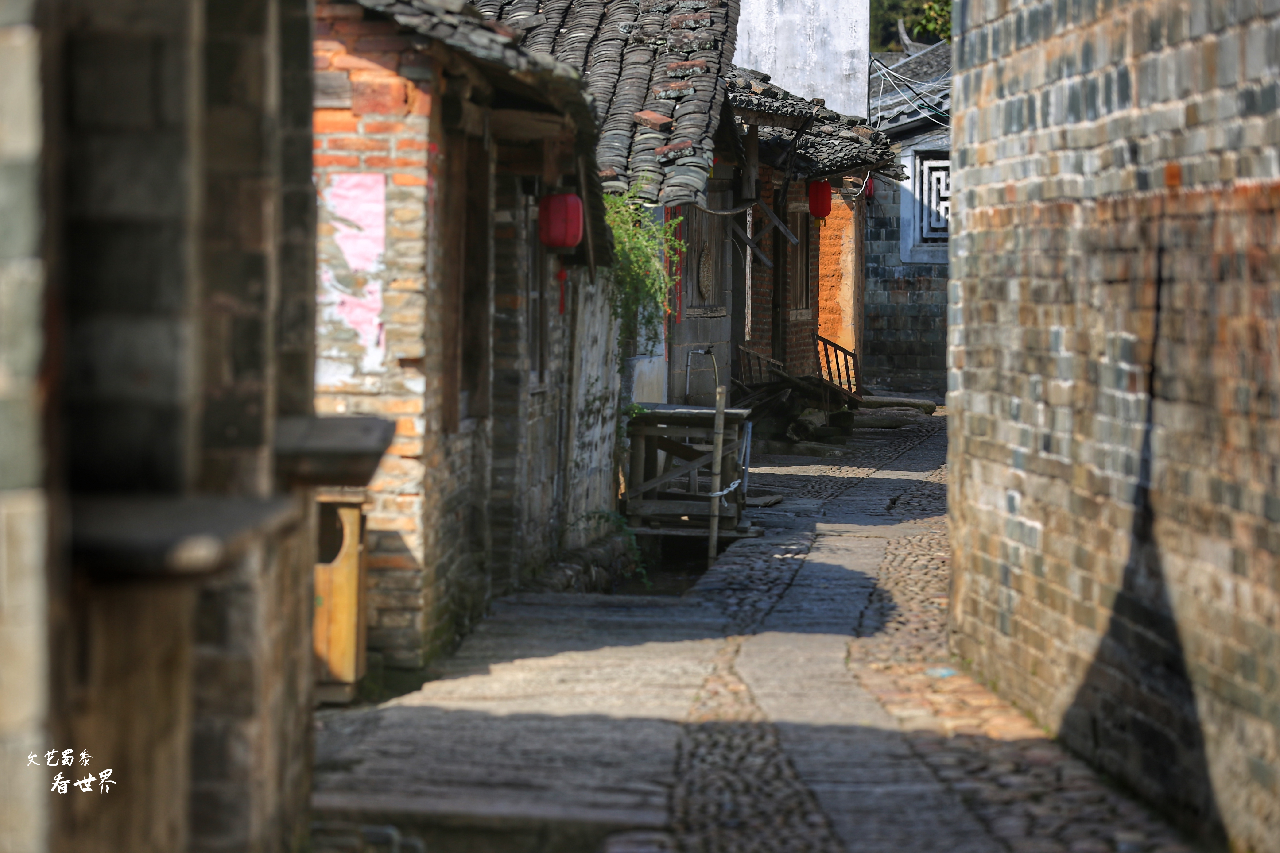 福建连城培田古村人迹罕至，它是一个拥有800年历史的古村落