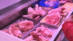 15元一斤的冻肉，被当鲜肉卖？