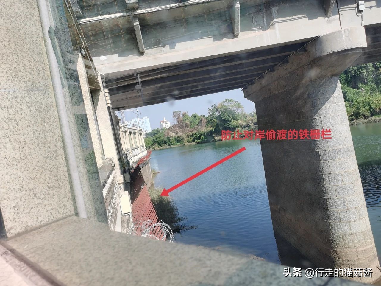 广西的这个口岸小城,与越南只有一河之隔,还能吃到正宗越南菜