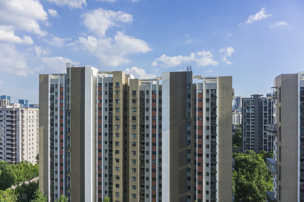 红盘盛宴撞上楼市新政,杭州刚需买房何去何从?专家给你两大建议