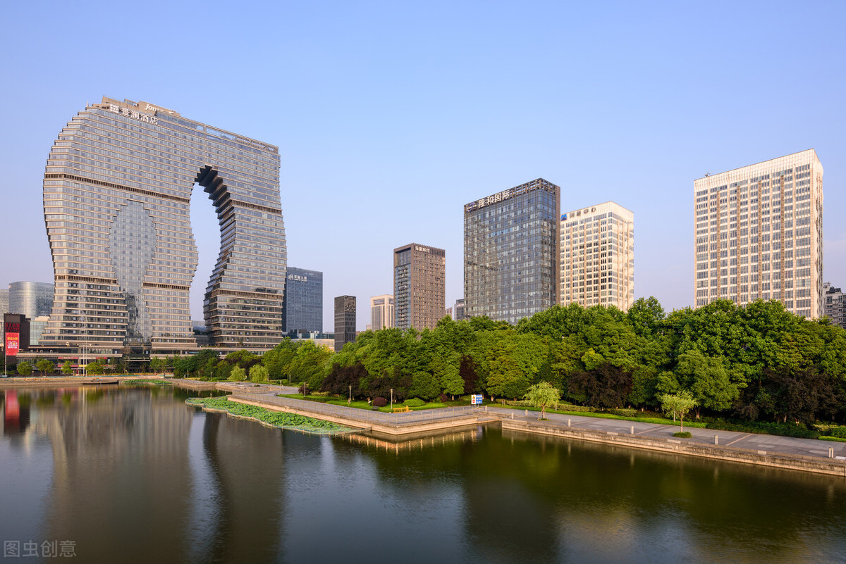 红盘盛宴撞上楼市新政,杭州刚需买房何去何从?专家给你两大建议