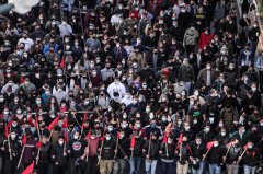 雅典约有5000名高校学生抗议有关教育改
