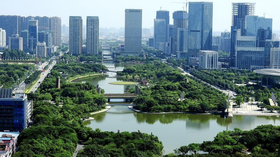 5年同比涨幅超90%！广东第三个万亿城市，佛山楼市未来可期？