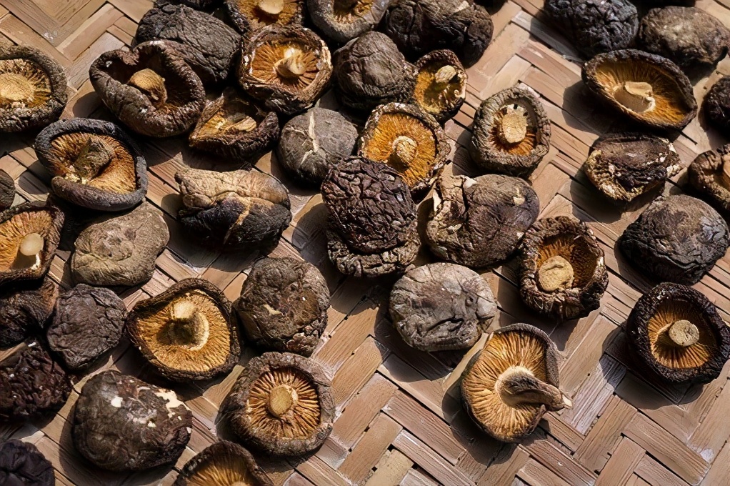 身体有这些表现,说明该好好“清理”了!用对天然食物,给身体做个“大扫除”