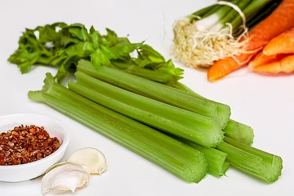 身体有这些表现,说明该好好“清理”了!用对天然食物,给身体做个“大扫除”