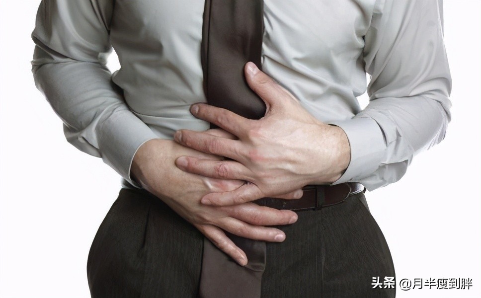 男性起床后注意这6种习惯,影响健康,只有运动健身才能强身健体