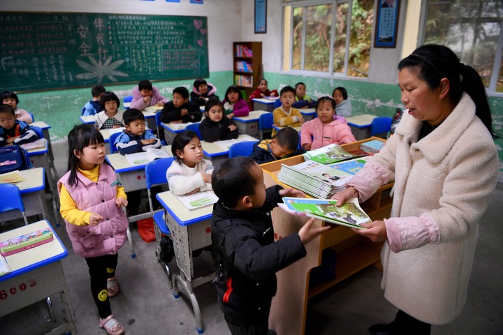 教育|乡村教育的“根”,扎在乡土里——专家把脉乡村教育破题路径