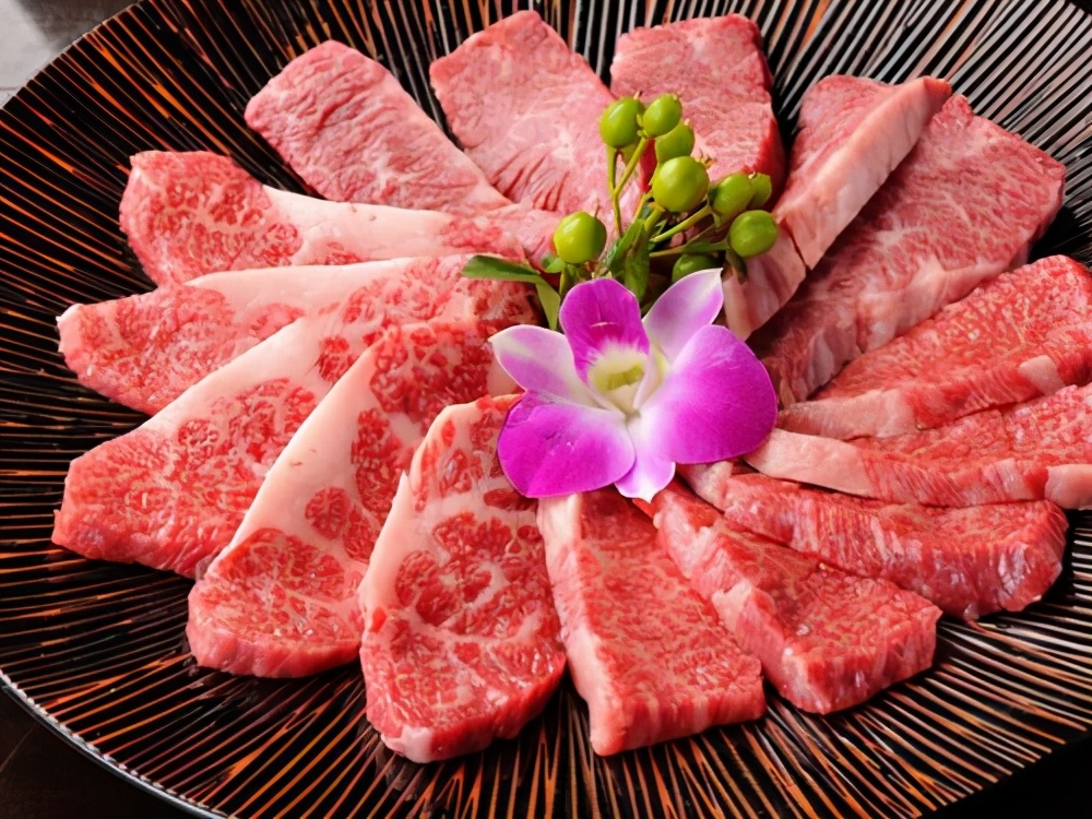 尿酸高可以吃豆腐吗?提醒:4种食物要尽量少吃,以免痛风光临