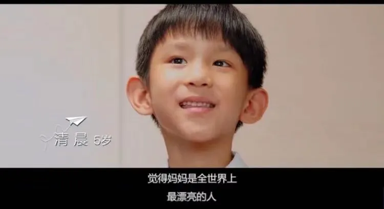 女童被妈妈饿成干尸,亲爸狂扇婴儿巴掌:你不知道,孩子有多爱你
