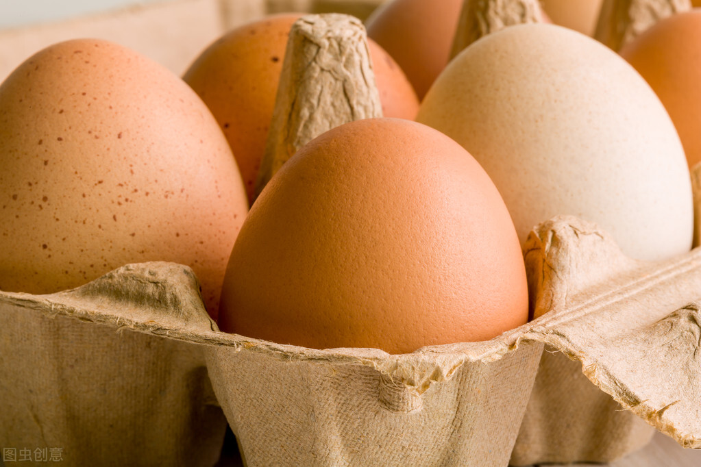 老年人血压血脂高，还能吃鸡蛋吗？注意2点，健康吃蛋没问题