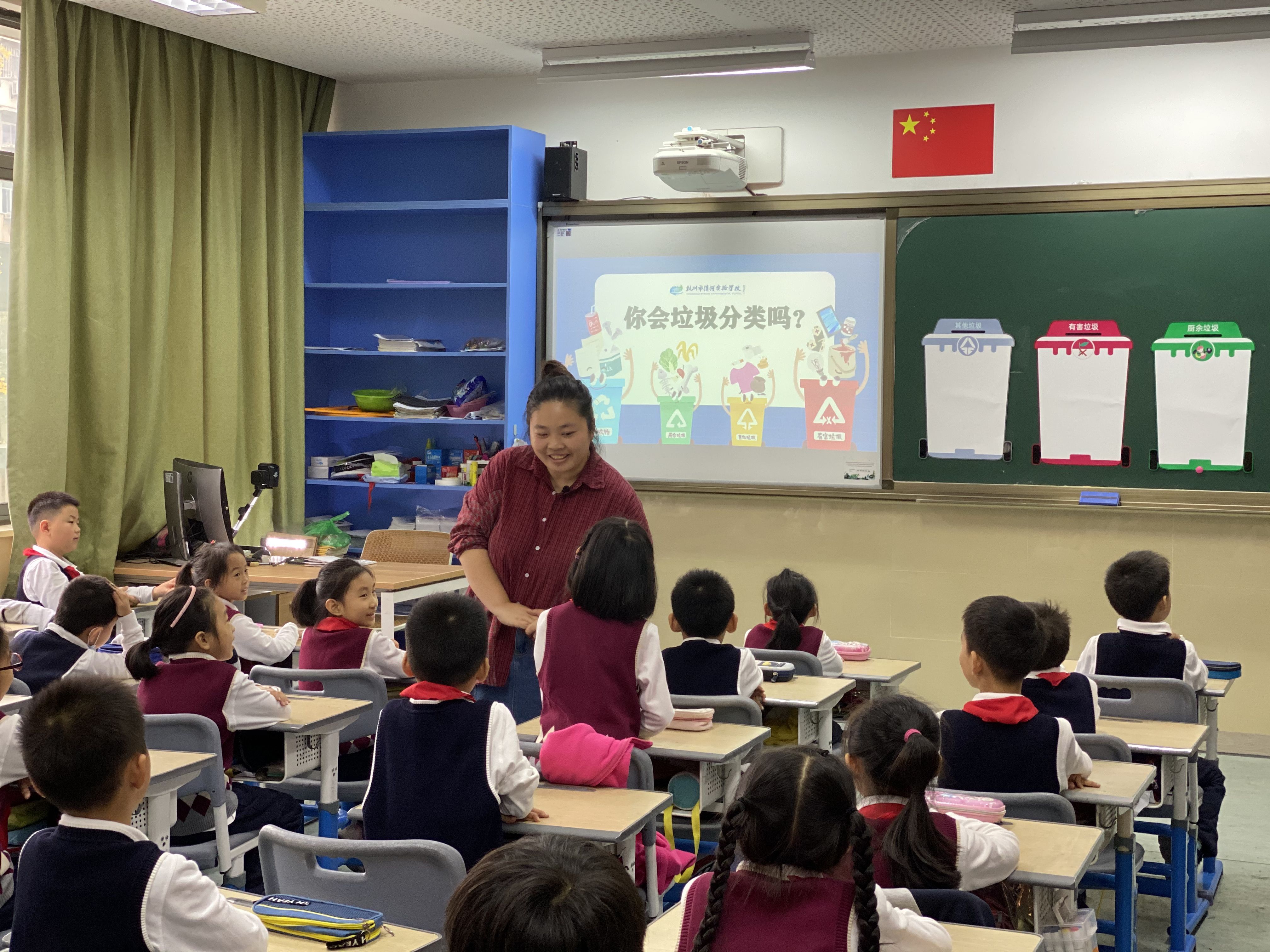 杭州一小学设方言课，专家：方言教育不仅要进学校，还要家庭接纳