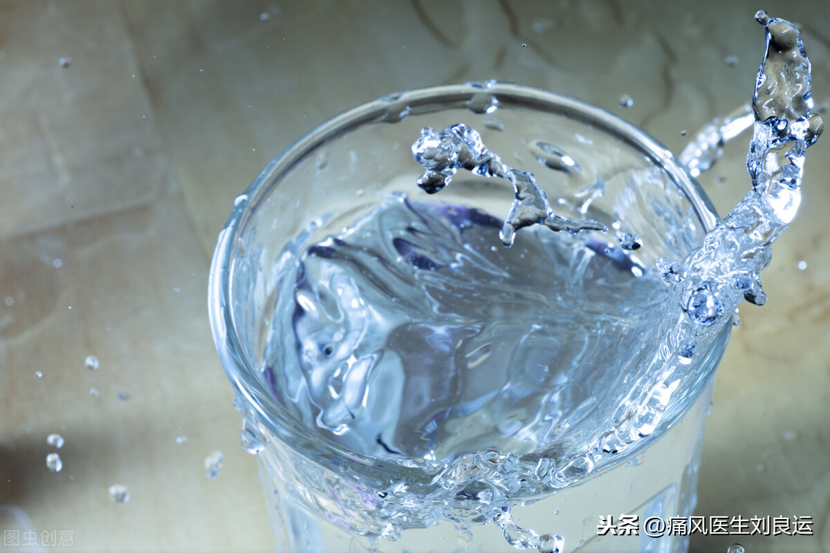 痛风是吃出来的病?尿酸高还是喝出来、累出来、懒出来和胖出来的