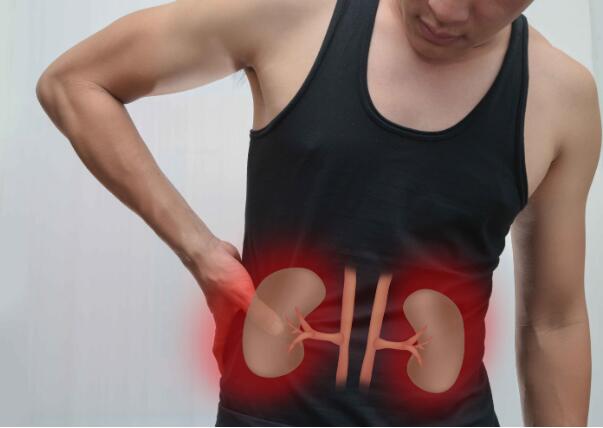 肾脏受损，身体会有4种表现，腰部酸痛只是其中之一，需了解