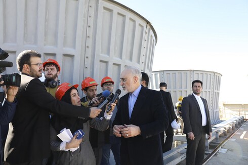 △伊朗原子能机构组织负责人萨利希接受记者采访 图片来源：美联社