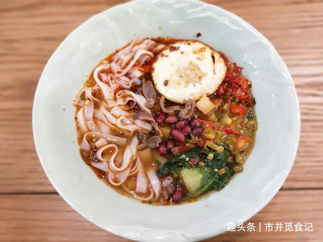 复旦大学的食堂有多实惠，粥3角，东坡肉3块2，上好大学太值了