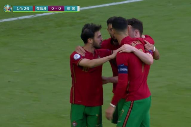 1-0到0-1!德国破门葡萄牙全队抗议,VAR改判越位,C罗随后进球
