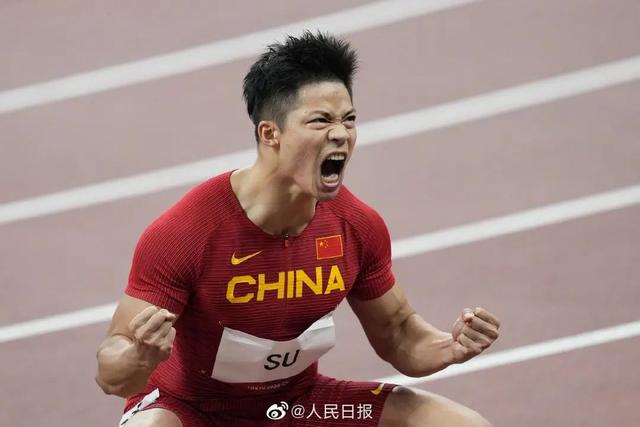 苏炳添,闭幕式旗手!奥运会这些瞬间,值得被所有人看见,暖