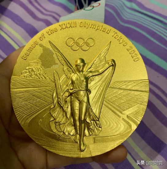 朱雪莹的奥运金牌掉了一层皮，官方释疑，奖牌金属原料系电子垃圾