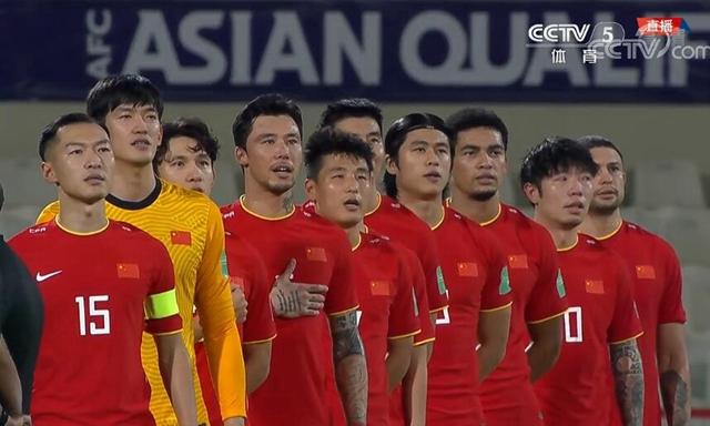95分钟，武磊压哨绝杀！国足3-2险胜越南，第1球＋第1胜都来了！