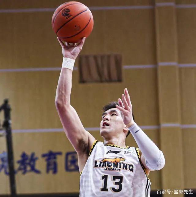辽宁赢山西,郭艾伦抱怨被驱逐,之后回应:我不能理解,简直笑话