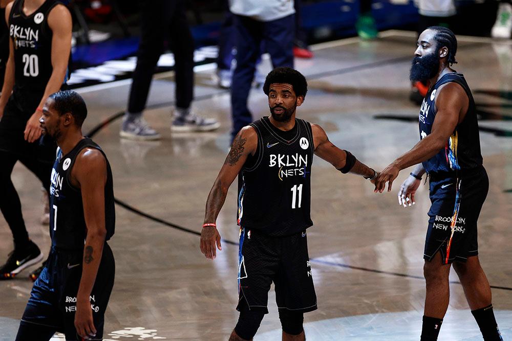 NBA巨星强心剂!篮网官宣,欧文回归!