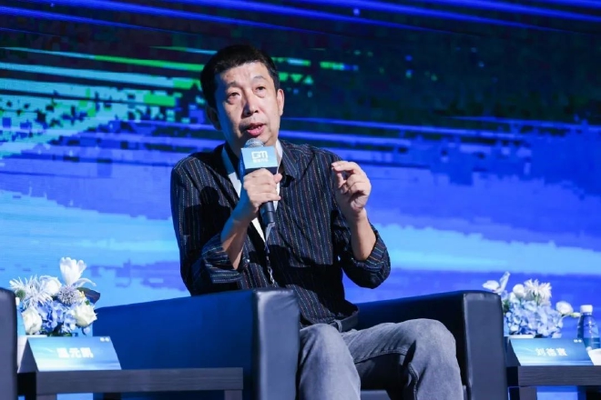 北京大学新闻与传播学院副院长刘德寰
