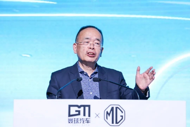 寰球汽车集团董事长兼CEO吴迎秋