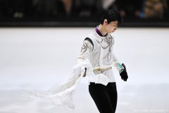现年27岁的羽生结弦时隔6个月首次出演