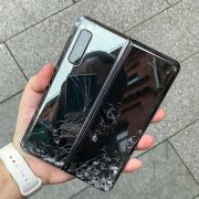 苹果这个新专利，解决了折叠屏iPhone最