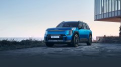 起亚电动SUV EV9动力、软件全面升级