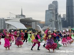 新疆歌舞“快闪”广州塔，艺术精品进
