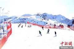 新疆昌吉州冰雪旅游引燃元旦假日市场