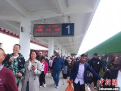 青藏集团公司2023年发送旅客1492.5万人次